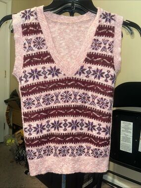 Women's Pink Patterned V-Neck Sweater Vest